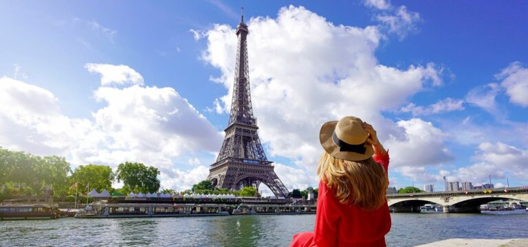 The Essential Paris Travel Guide​